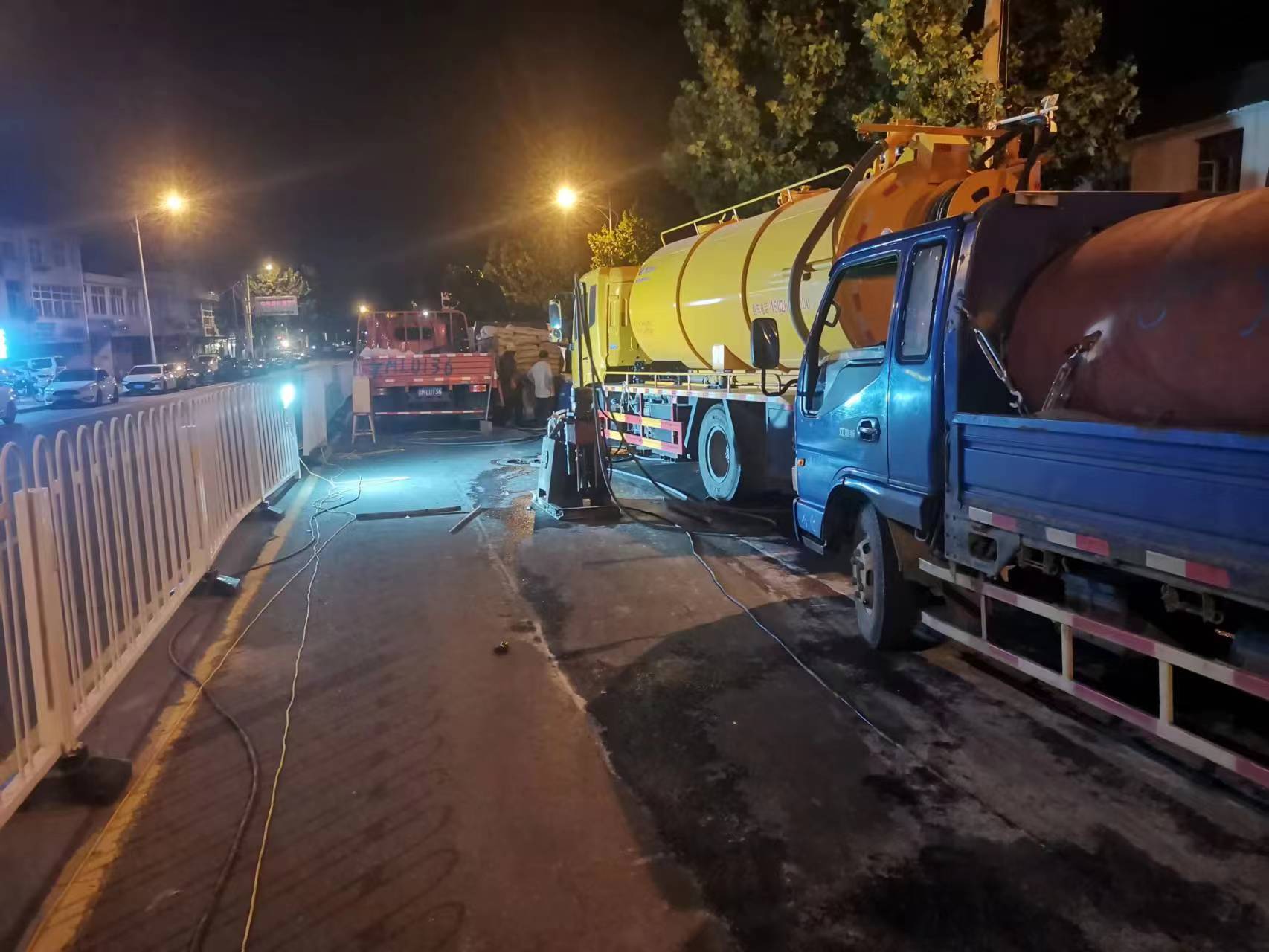 岗巴路面压密注浆